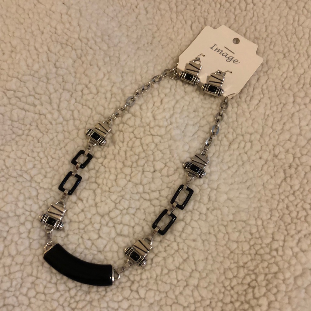 New Image Black And Silvertone Necklace And Earrings